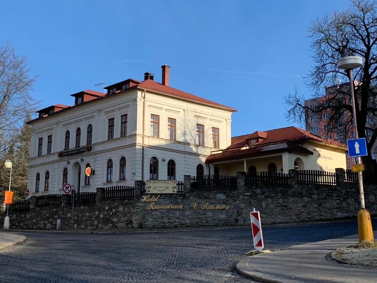 Hotel U Radnice As As Bagian luar foto